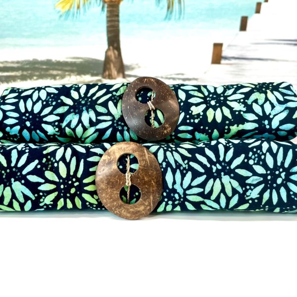 Pareo/Sarong- schwarz mit blumigem Muster in grün-türkis