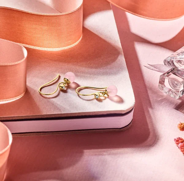 Spirit Icons Ohrringe Figaro Pink 6mm